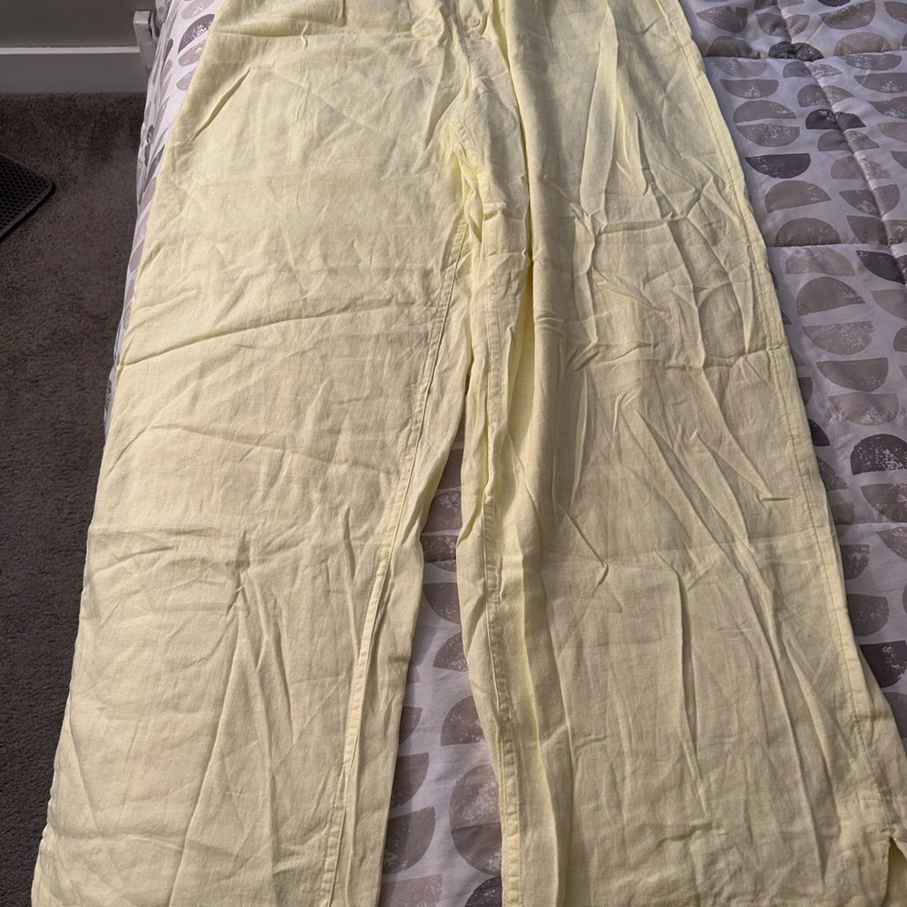 Stars Above Soft Yellow Linen Pants
